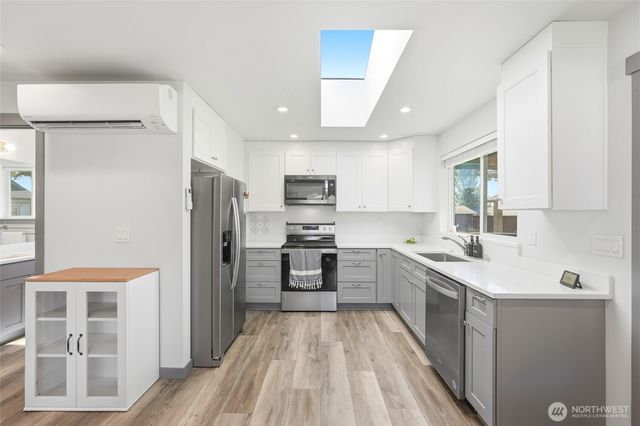 8114 Riverview Road, Snohomish, WA 98290