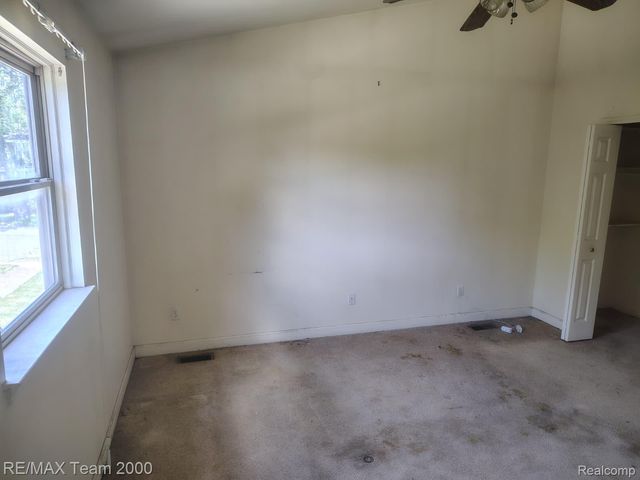 19452 Troy Place, Detroit, MI 48203