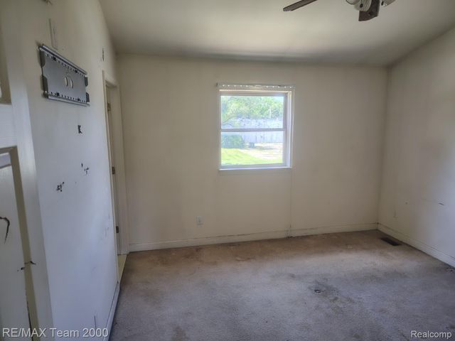19452 Troy Place, Detroit, MI 48203