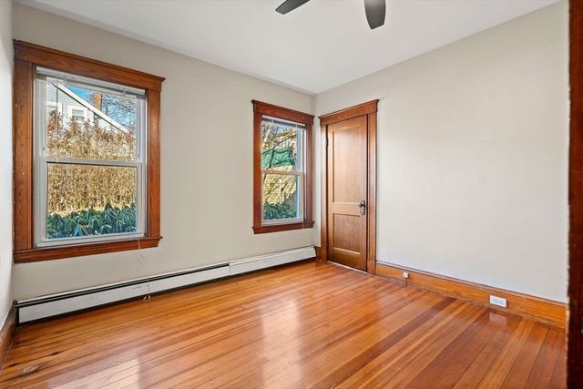 23 Brayton Rd 23, Boston, MA 02135