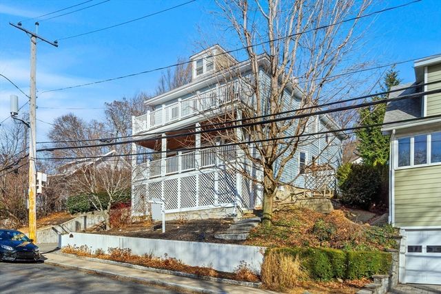 23 Brayton Rd 23, Boston, MA 02135