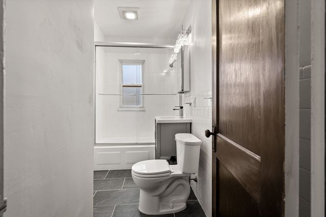 23 Brayton Rd 23, Boston, MA 02135