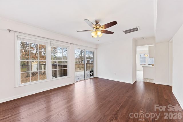 2240 Lawton Bluff Road, Charlotte, NC 28226