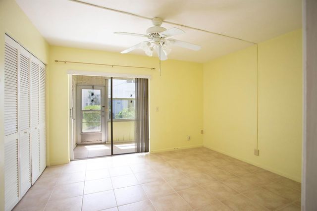 3160 Lake Osborne Drive 108, Lake Worth Beach, FL 33461