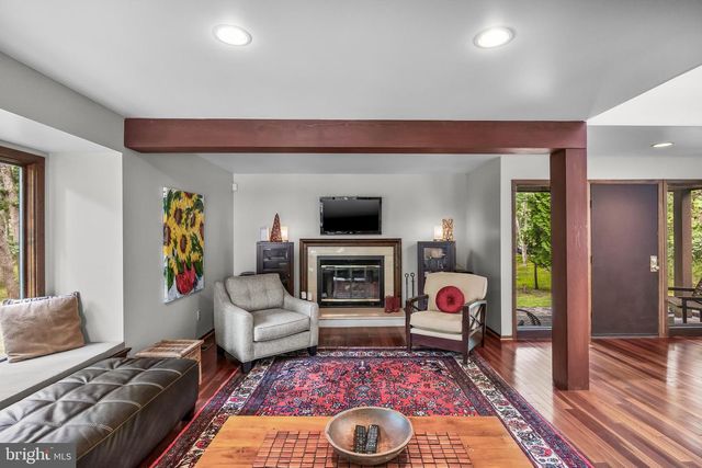 5 GLEN LAKE DR, Medford, NJ 08055