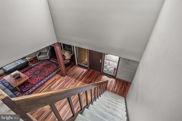 5 GLEN LAKE DR, Medford, NJ 08055