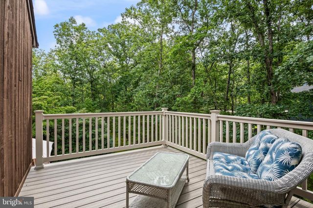 5 GLEN LAKE DR, Medford, NJ 08055