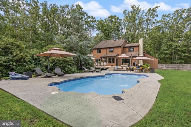 5 GLEN LAKE DR, Medford, NJ 08055