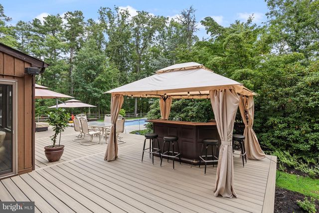 5 GLEN LAKE DR, Medford, NJ 08055