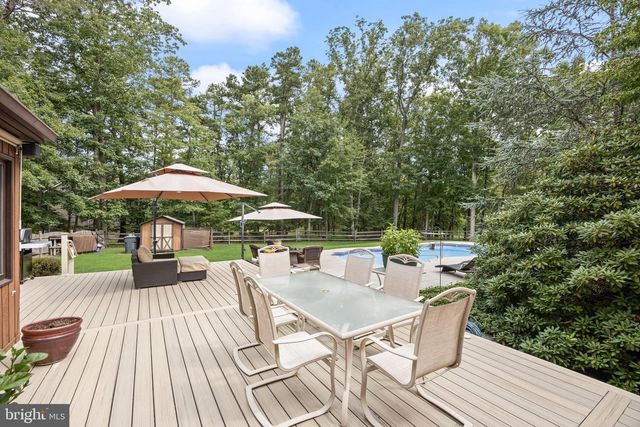 5 GLEN LAKE DR, Medford, NJ 08055