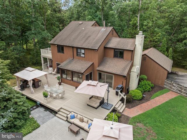 5 GLEN LAKE DR, Medford, NJ 08055