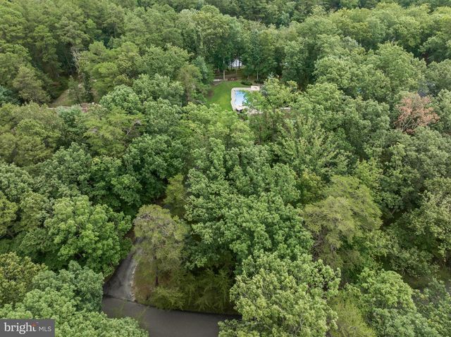5 GLEN LAKE DR, Medford, NJ 08055
