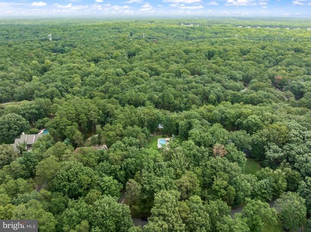 5 GLEN LAKE DR, Medford, NJ 08055