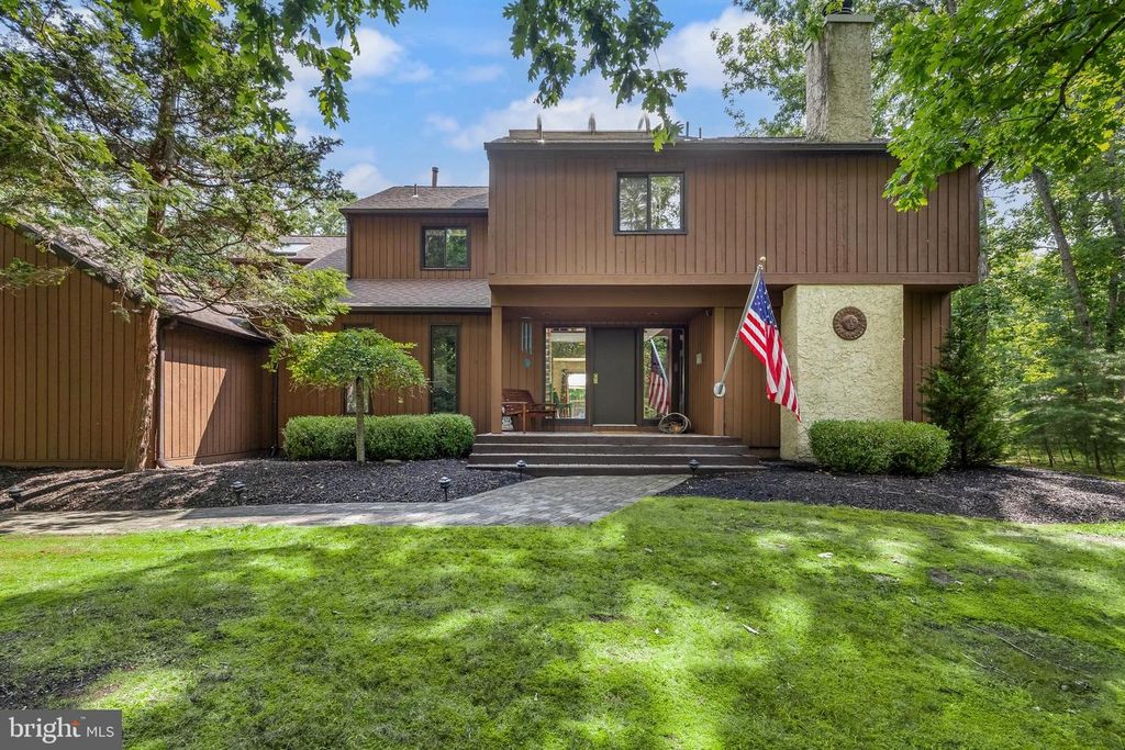 5 GLEN LAKE DR, Medford, NJ 08055