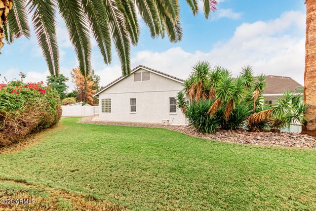 11814 N 56 Drive, Glendale, AZ 85304