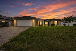 3728 Yucatan PKWY, Cape Coral, FL 33993