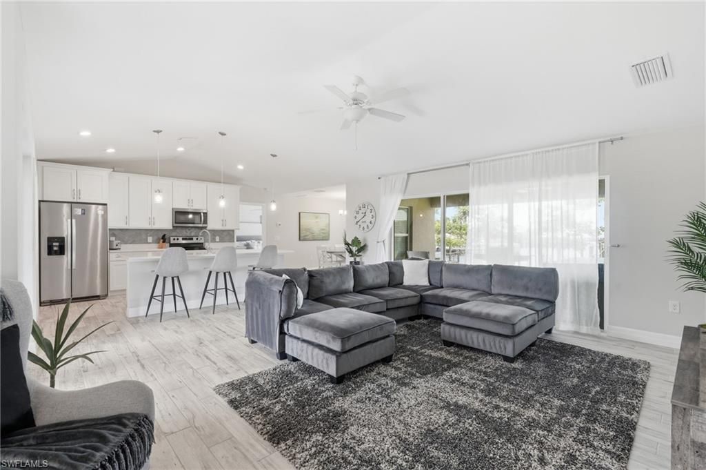 3728 Yucatan PKWY, CAPE CORAL, FL 33993 — photo 4
