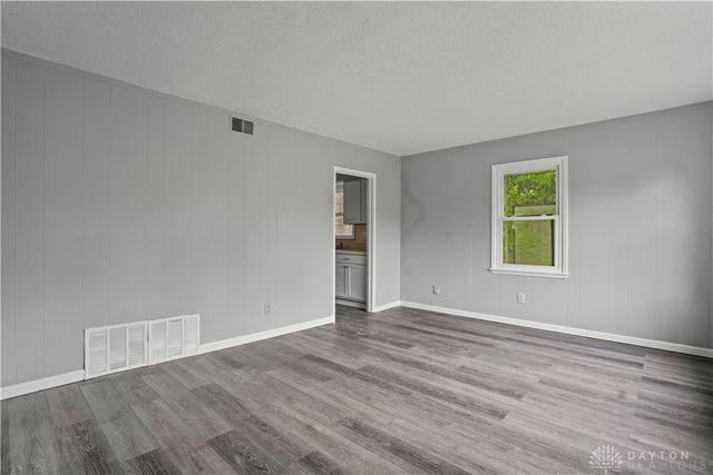 245 E Beechwood Avenue, Dayton, OH 45405