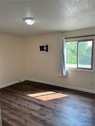 5615 Baronswood Circle, 105, Toledo, OH 43615