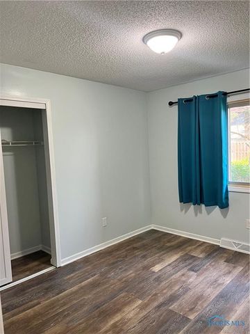 5615 Baronswood Circle, 105, Toledo, OH 43615