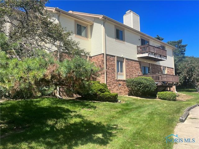 5615 Baronswood Circle, 105, Toledo, OH 43615