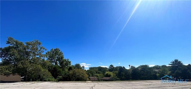 5615 Baronswood Circle, 105, Toledo, OH 43615