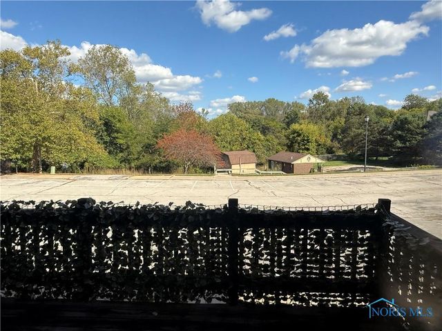 5615 Baronswood Circle, 105, Toledo, OH 43615