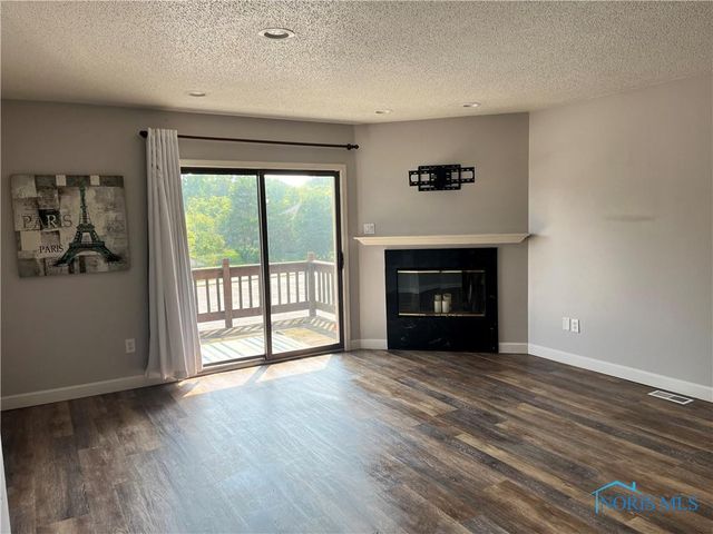 5615 Baronswood Circle, 105, Toledo, OH 43615