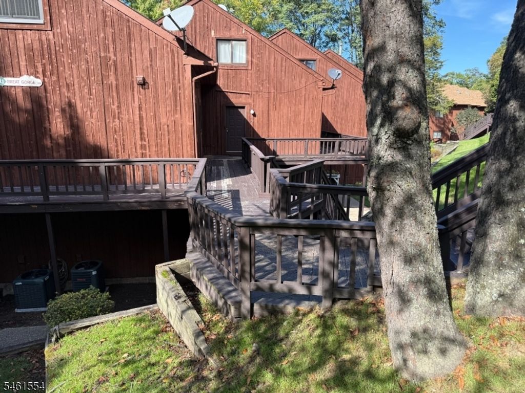 11 Great Gorge Dr 6, Vernon Twp., NJ 07462 — photo 3
