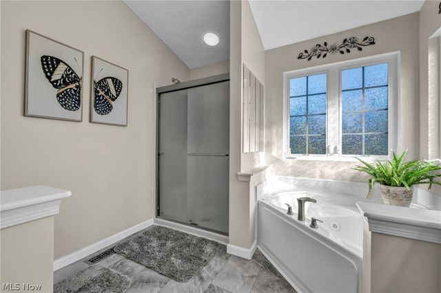 979 Lonetree Court, Brunswick, OH 44212
