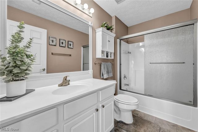 979 Lonetree Court, Brunswick, OH 44212