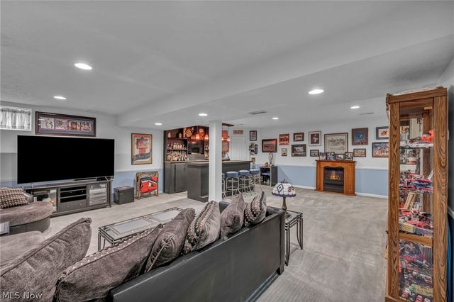 979 Lonetree Court, Brunswick, OH 44212
