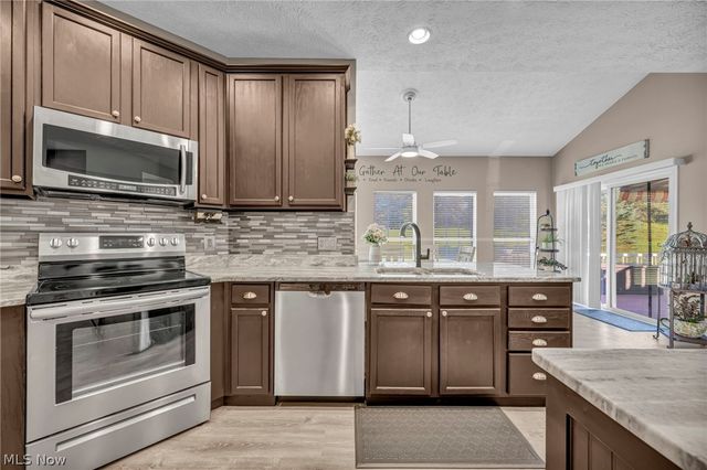 979 Lonetree Court, Brunswick, OH 44212