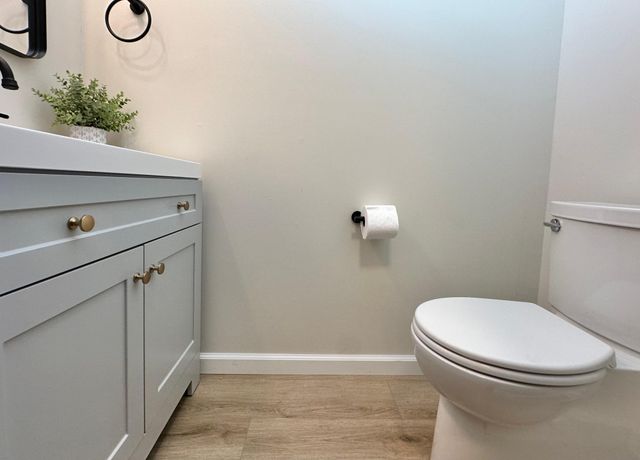 3883 Dolomite Drive, Eagan, MN 55122