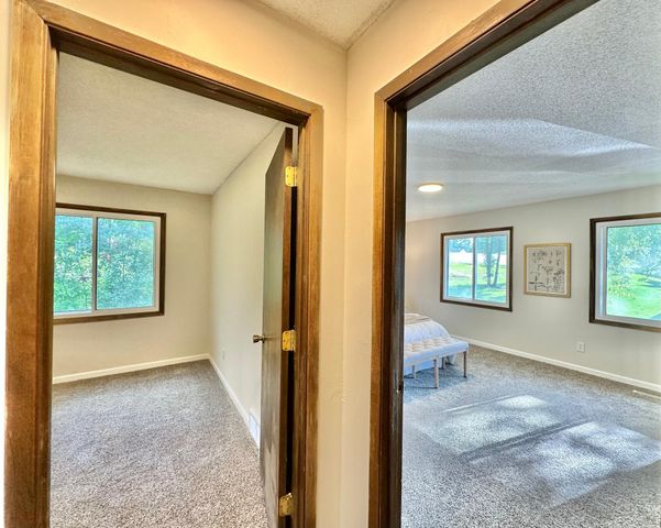 3883 Dolomite Drive, Eagan, MN 55122