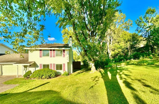 3883 Dolomite Drive, Eagan, MN 55122