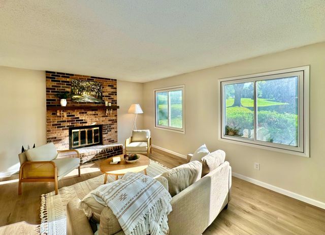 3883 Dolomite Drive, Eagan, MN 55122