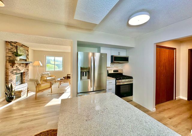 3883 Dolomite Drive, Eagan, MN 55122