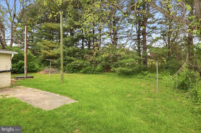 349 HALLTOWN RD, Harpers Ferry, WV 25425