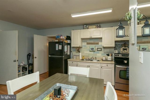349 HALLTOWN RD, Harpers Ferry, WV 25425