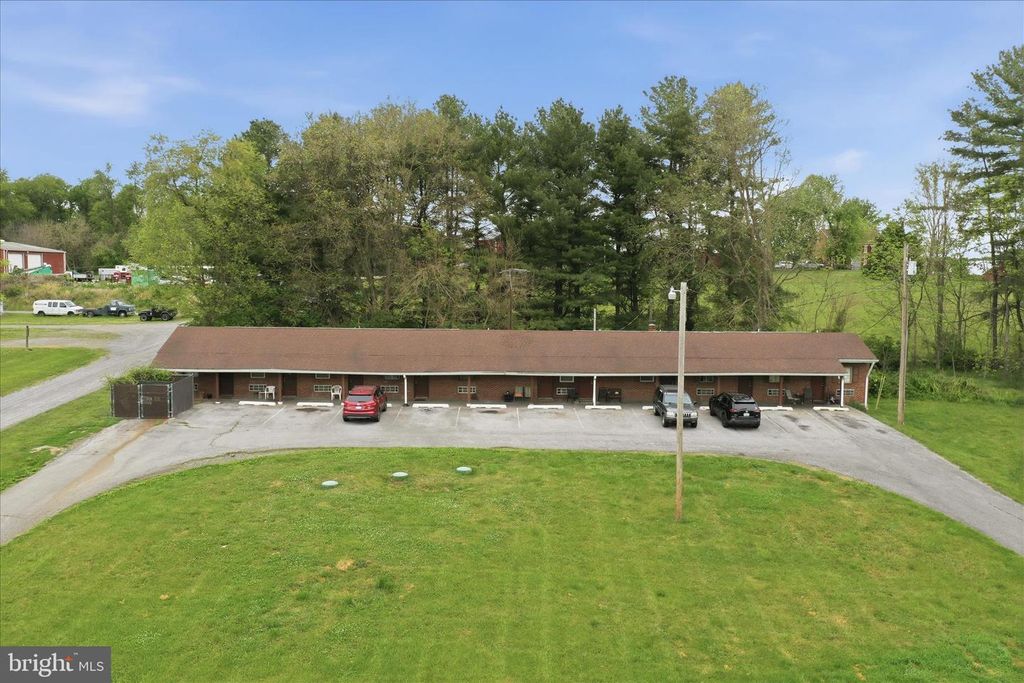 349 HALLTOWN RD, Harpers Ferry, WV 25425
