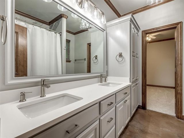 1721 Graces Terrace, Edmond, OK 73025