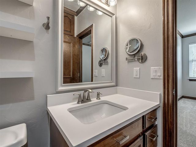 1721 Graces Terrace, Edmond, OK 73025
