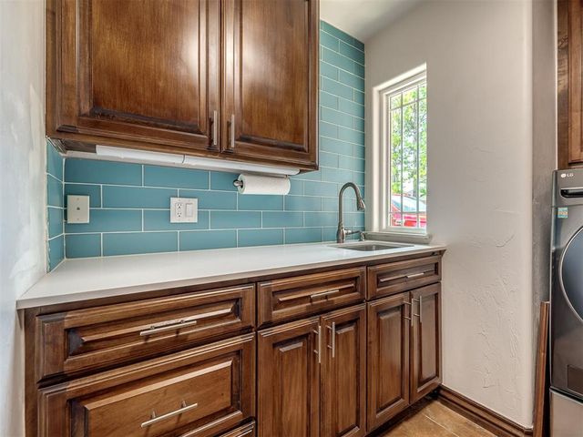 1721 Graces Terrace, Edmond, OK 73025