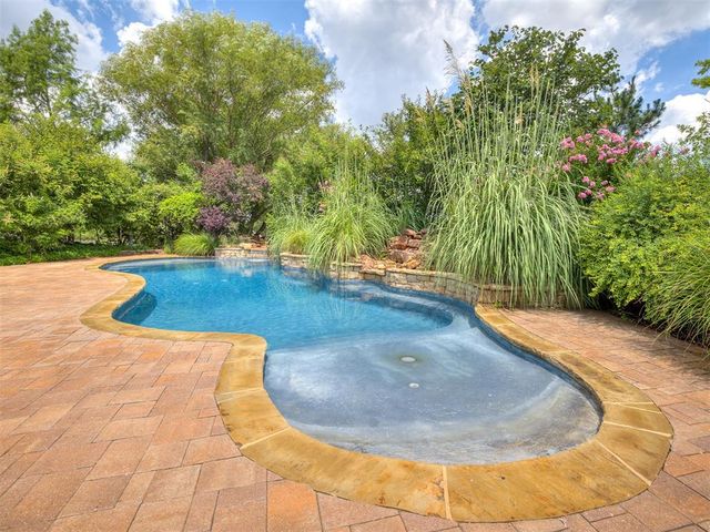 1721 Graces Terrace, Edmond, OK 73025