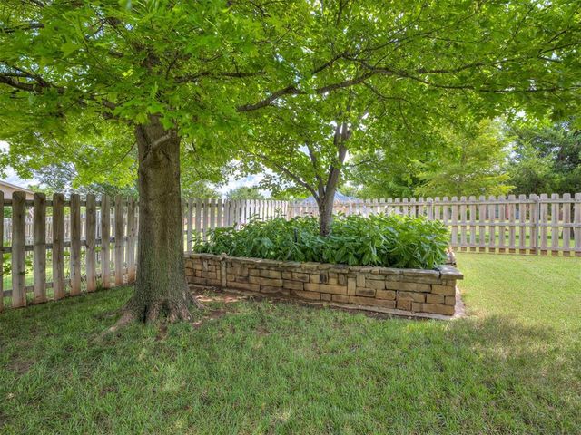 1721 Graces Terrace, Edmond, OK 73025