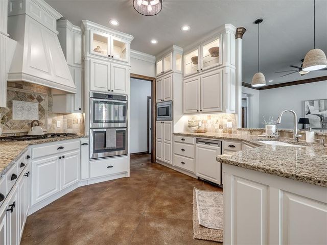 1721 Graces Terrace, Edmond, OK 73025