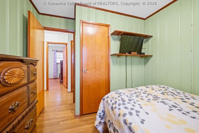 219 Melrose Drive, Hurricane, WV 25526