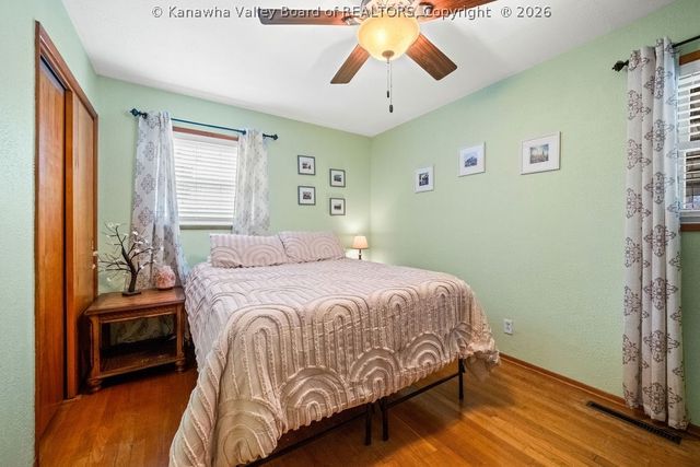 219 Melrose Drive, Hurricane, WV 25526