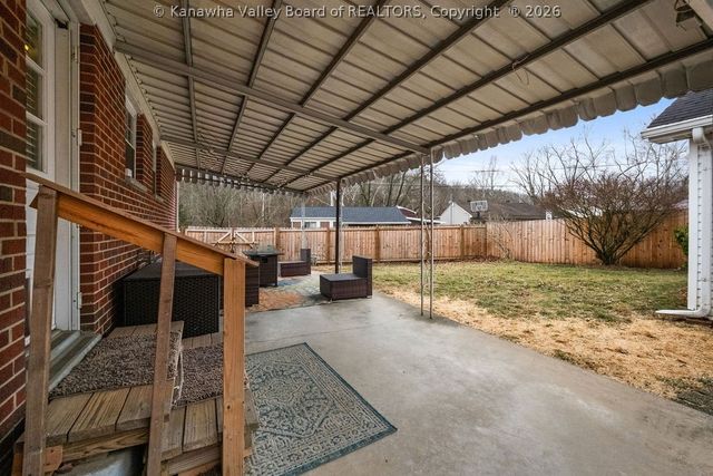 219 Melrose Drive, Hurricane, WV 25526